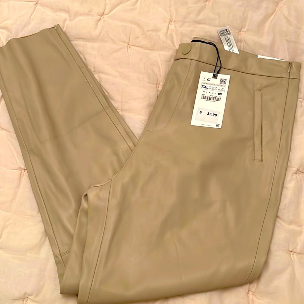 Zara Cream colored faux pants